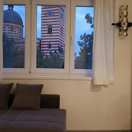 Faraon Pn 1 Apartment Paracin